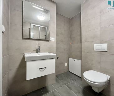 Pronájem bytu 1+kk 24 m² - Fotografie 1