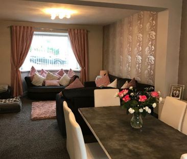 3 bedroom semi-detached house to rent - Photo 1
