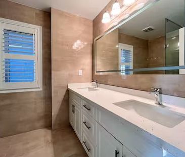 For Lease - 1727 Copeland Circle, Milton, Ontario - Photo 6