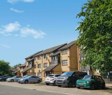 Studio to rent - Photo 6