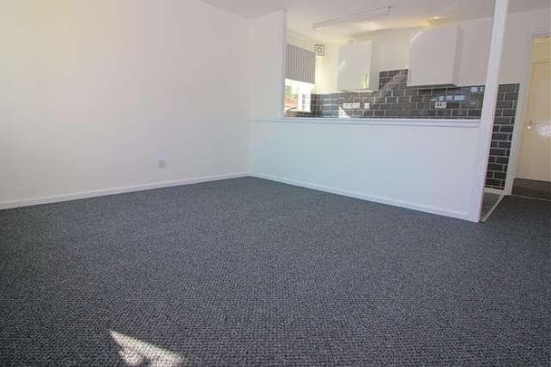 Two Mile Ash - Bed Maisonette, MK8 - Photo 1