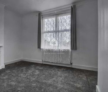 Victoria Road, Walton On The Naze, CO14 - Photo 4