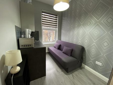 Studio to rent - Photo 4