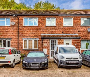 3 bedroom terraced house to rent - Photo 1