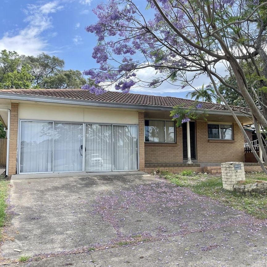 Neat Home - Prime Location - Photo 1