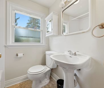 For Lease - 20 Delrex Boulevard, Halton Hills, Ontario - Photo 6