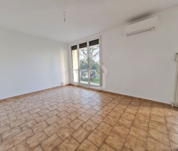 Appartement Salon-de-provence - 3 pièce(s) - 70.00 m2, - Photo 3