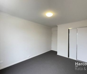 Modern Charm & Convenience in Every Corner - Photo 4