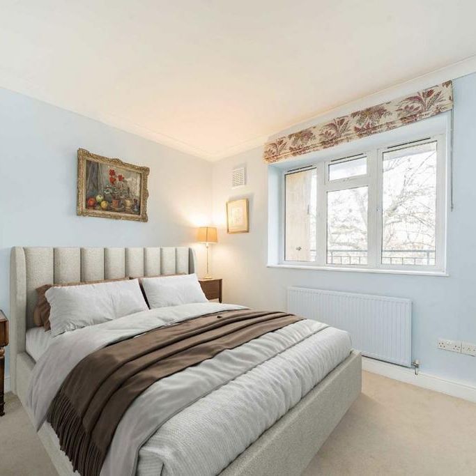 3 bedroom flat to rent - Photo 1