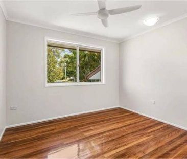 Family friendly Brick home with modern comfort - Photo 5