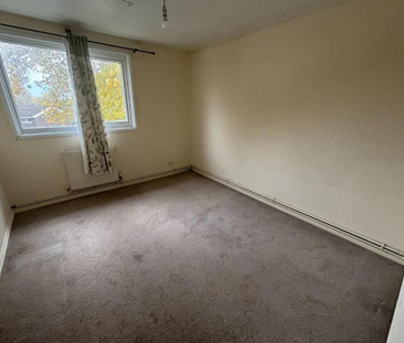 3 bedroom end of terrace house to rent - Photo 1