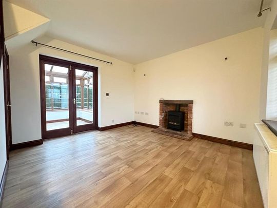 3 bedroom detached house to rent - Photo 1