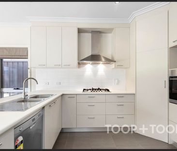 Beauty on Britton - Photo 5