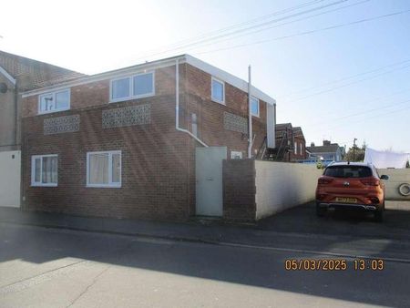 Moredon Road, Swindon, SN25 - Photo 2