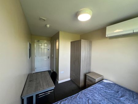 Stokes Croft, Stokes Croft, Bristol - Photo 4