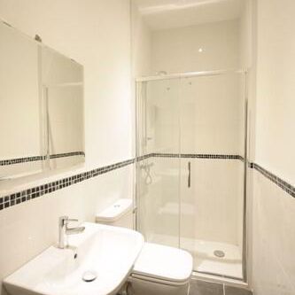 2, 21 Ulsterville Avenue, Belfast, BT9 7AS - Photo 1