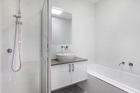 24A Wonganella Drive, Keilor East VIC 3033 - Photo 5