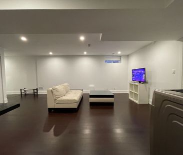 For Lease - 759 Coxwell Avenue Unit# BSMT, Toronto, Ontario - Photo 5