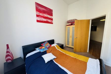 East Parade - Photo 5