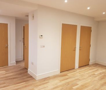 Studio to rent - Photo 2