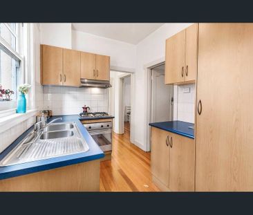 3/12 Charlotte Place, St Kilda, VIC, 3182 - Photo 4