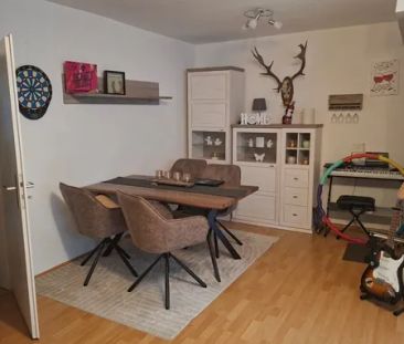 4 Zimmer-Wohnung auf 2 Ebenen mit Balkon in der Schelfstadt zu mieten! - Photo 3