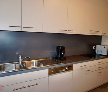 Centraal maar rustig gelegen appartement met drie slaapkamers - Foto 3