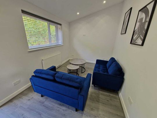 4 Bed Student Accommodation - Photo 1