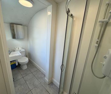 Studio Flat, Bedford Place, BN1 - Photo 6