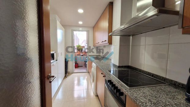 Apartamento de alquiler en De L'algavira, Eixample - Photo 1