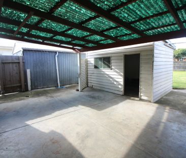 9 Rugby Street, Belmont - Photo 1