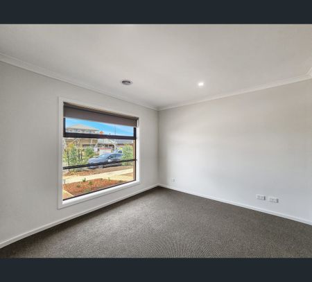 35 Canary Drive, Armstrong Creek, Vic 3217 - Photo 3