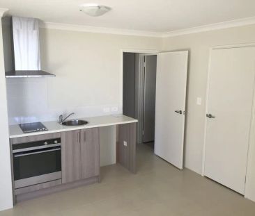 “Compact Studio Living - 2 x 1 x 1 Duplex” - Photo 2