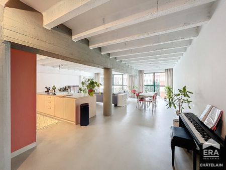 BRUSSEL - PRACHTIGE LOFT MET 2 SLAAPKAMERS + PARKING - Photo 4