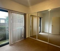 Neat & Tidy Two-Bedroom Villa in Convenient Broadmeadow Location - Photo 4