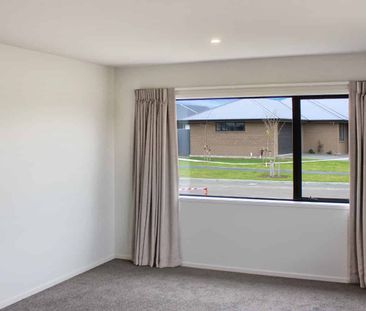 Four Bedroom Home - Photo 3