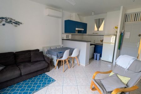 APPARTEMENT 2 PIECES CENTRE-VILLE, MEUBLE - Photo 2