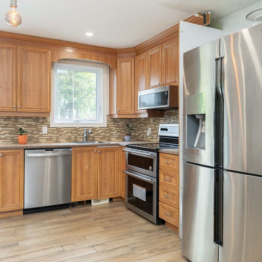 Maison de plain-pied - 6195 Av. Baffin - Photo 1
