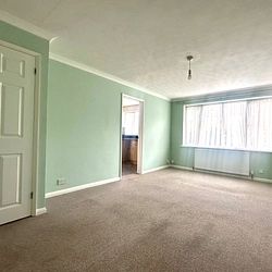 Dumpton Lane, Ramsgate, CT11 7AN, Kent - Photo 2