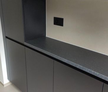 Renovierte 3,5-Zimmer-Wohnung (2024) nahe der Universität Miséricorde - Photo 2
