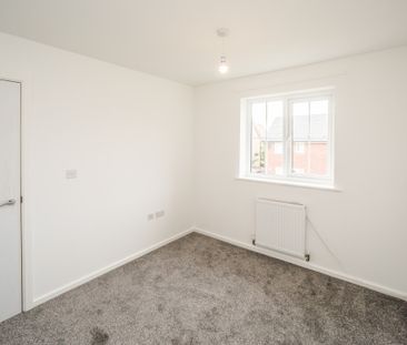 The Ellesmere - Photo 2