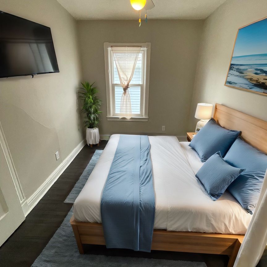 For Lease - 17 Victoria Avenue, Cambridge, Ontario - Photo 1