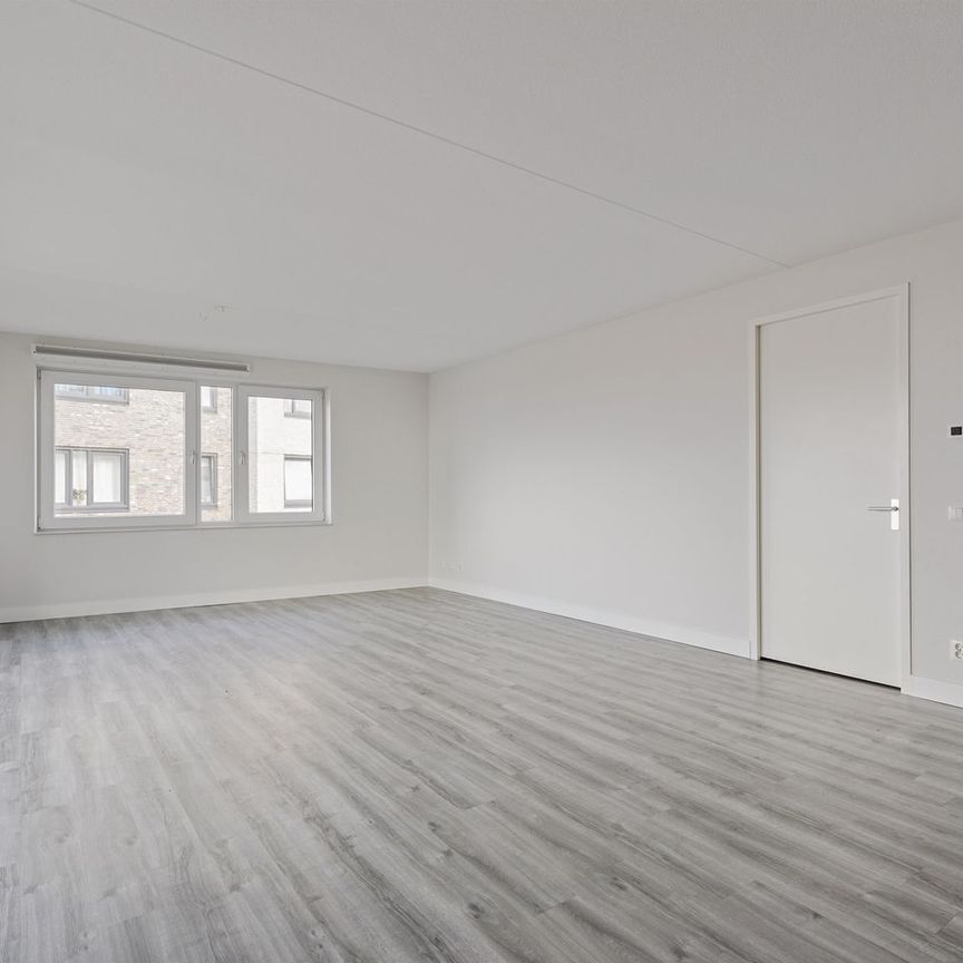 Appartement te huur: 1e Lulofsdwarsstraat 16-K 2521 AZ Den Haag - Foto 1