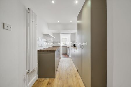Albion Road, London, N16 - Photo 5