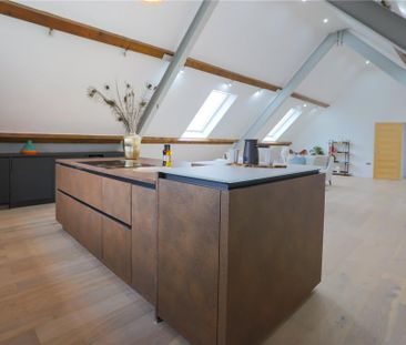 2 bedroom penthouse to rent - Photo 6