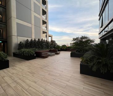 Location and lifestyle, stylish one bedroom apartment - Photo 6