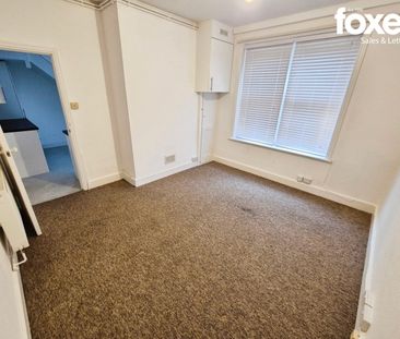 1 bed maisonette to rent in Chestnut Avenue, Bournemouth, Dorset, BH6 - Photo 1