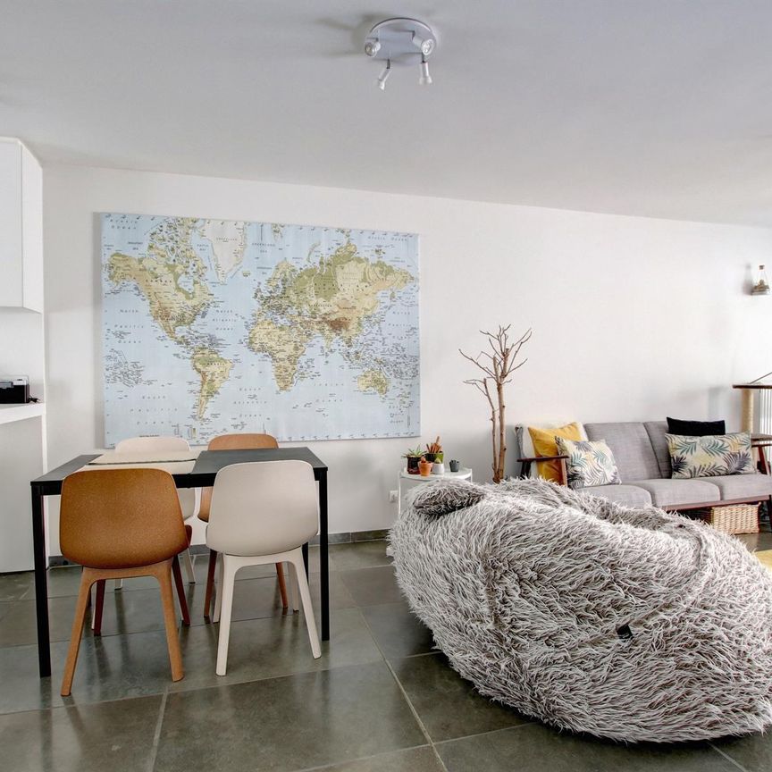 Flat - for rent - Photo 1