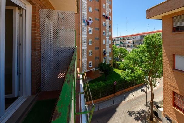 Calle San Pedro, Alcorcón, Community of Madrid 28921 - Photo 1