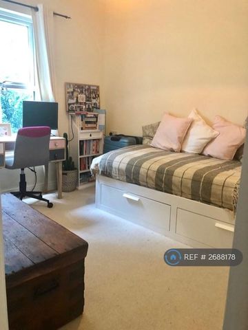 2 bedroom terraced house to rent - Photo 4